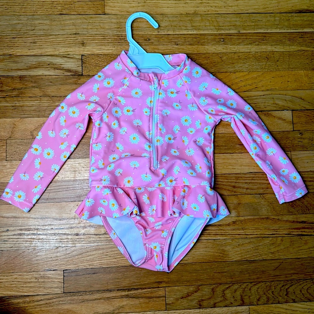 Ruffle Butts 12-18M Girls Swimsuit | Pink & White Daisy Pattern | Long-Sleeved